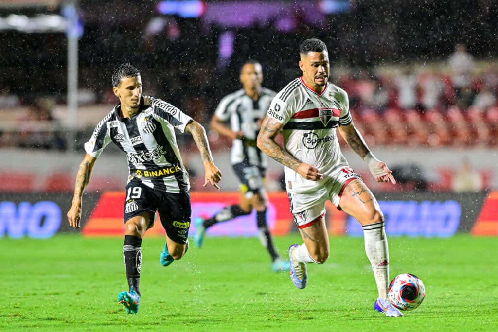 São Paulo vence o Santos no Morumbi por 3 a 1
