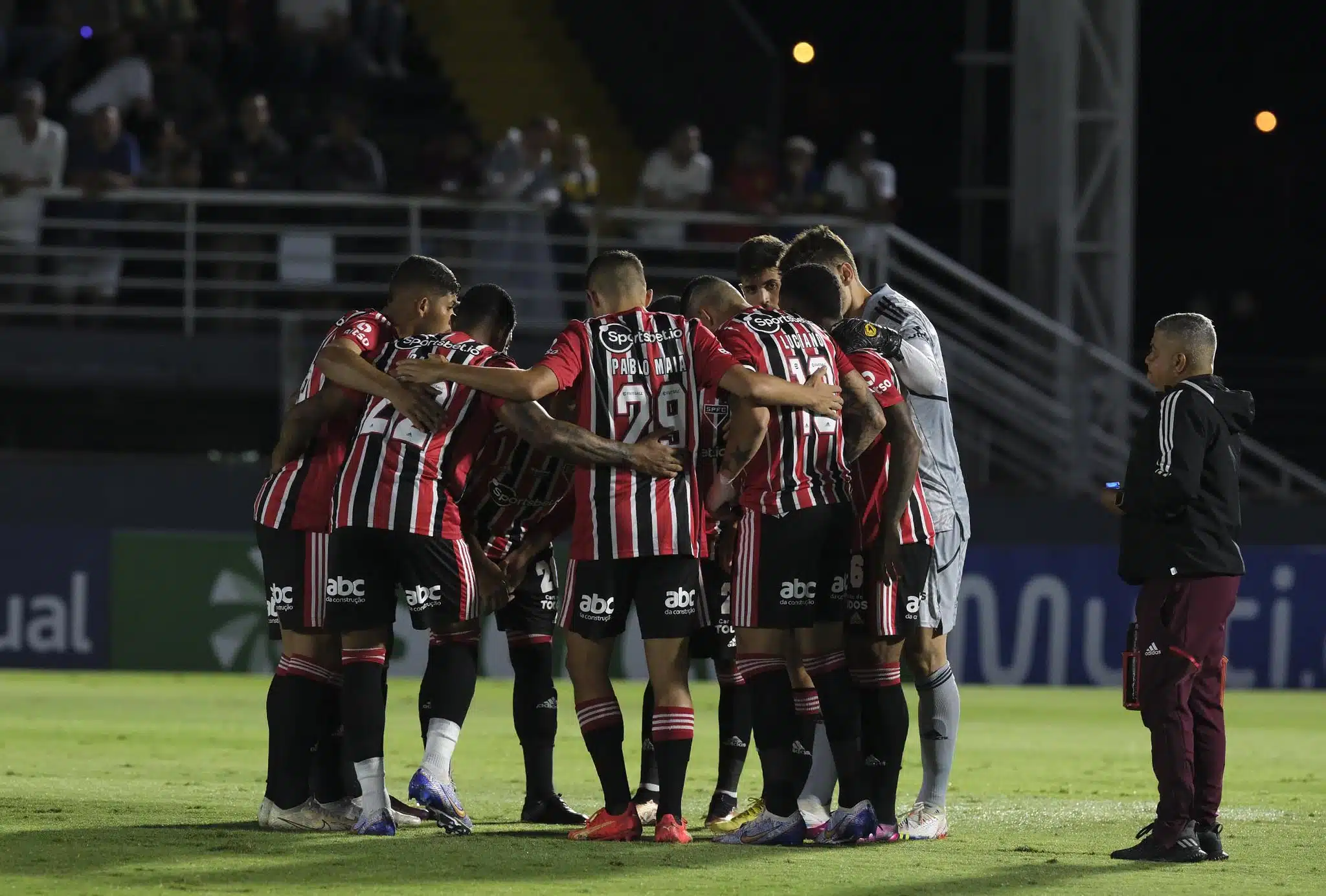 Quais são os desfalques do São Paulo em partida decisiva contra o São Bernardo