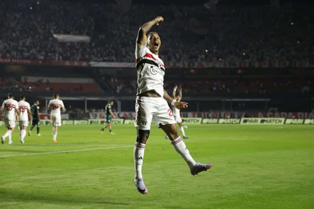 Pablo Maia e David marcam e garantem virada do São Paulo no Morumbi; assista os gols