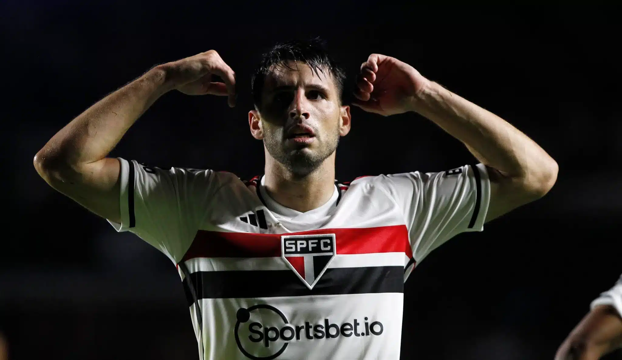 Com dores nas costas, Calleri desfalca o São Paulo contra o Fluminense