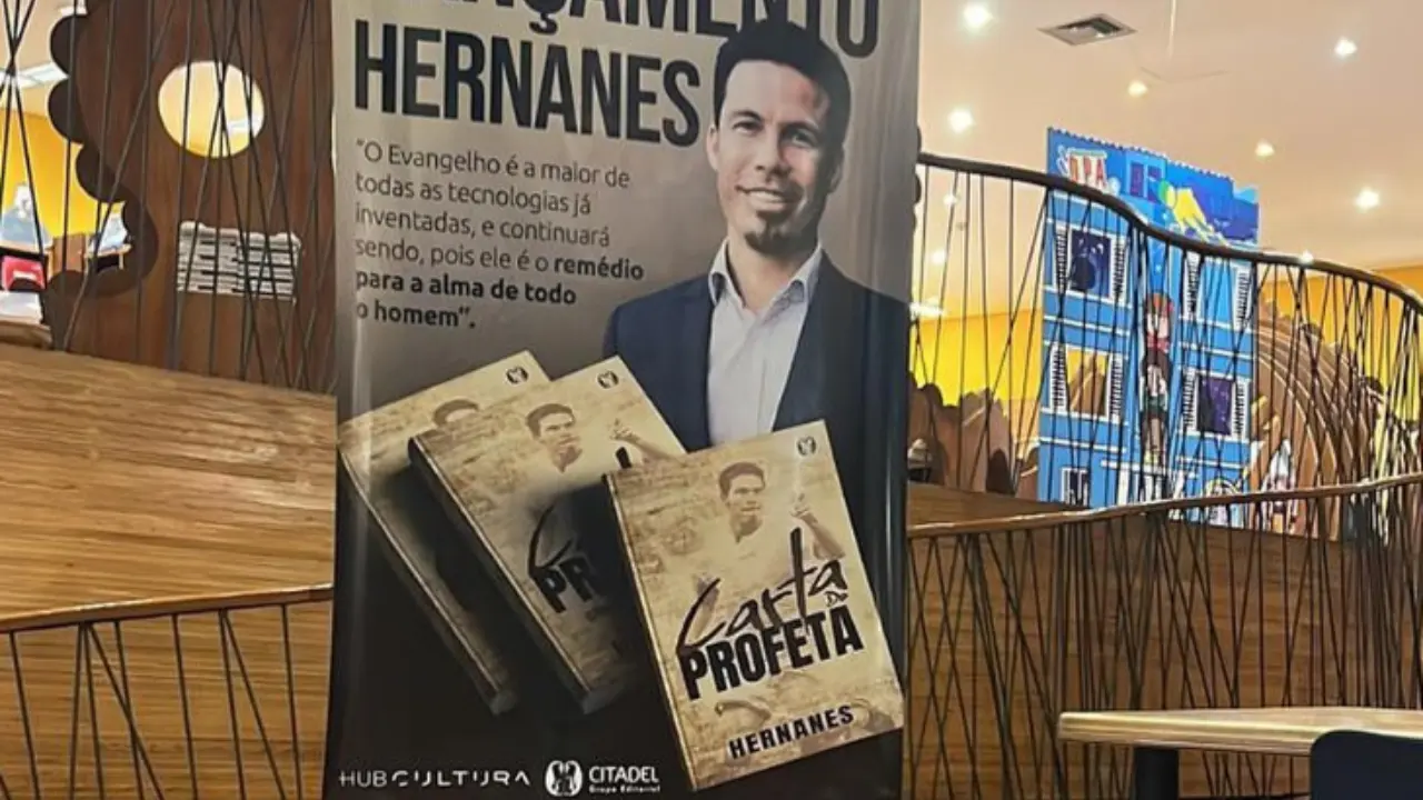 Carta do Profeta: Hernanes lança livro em São Paulo
