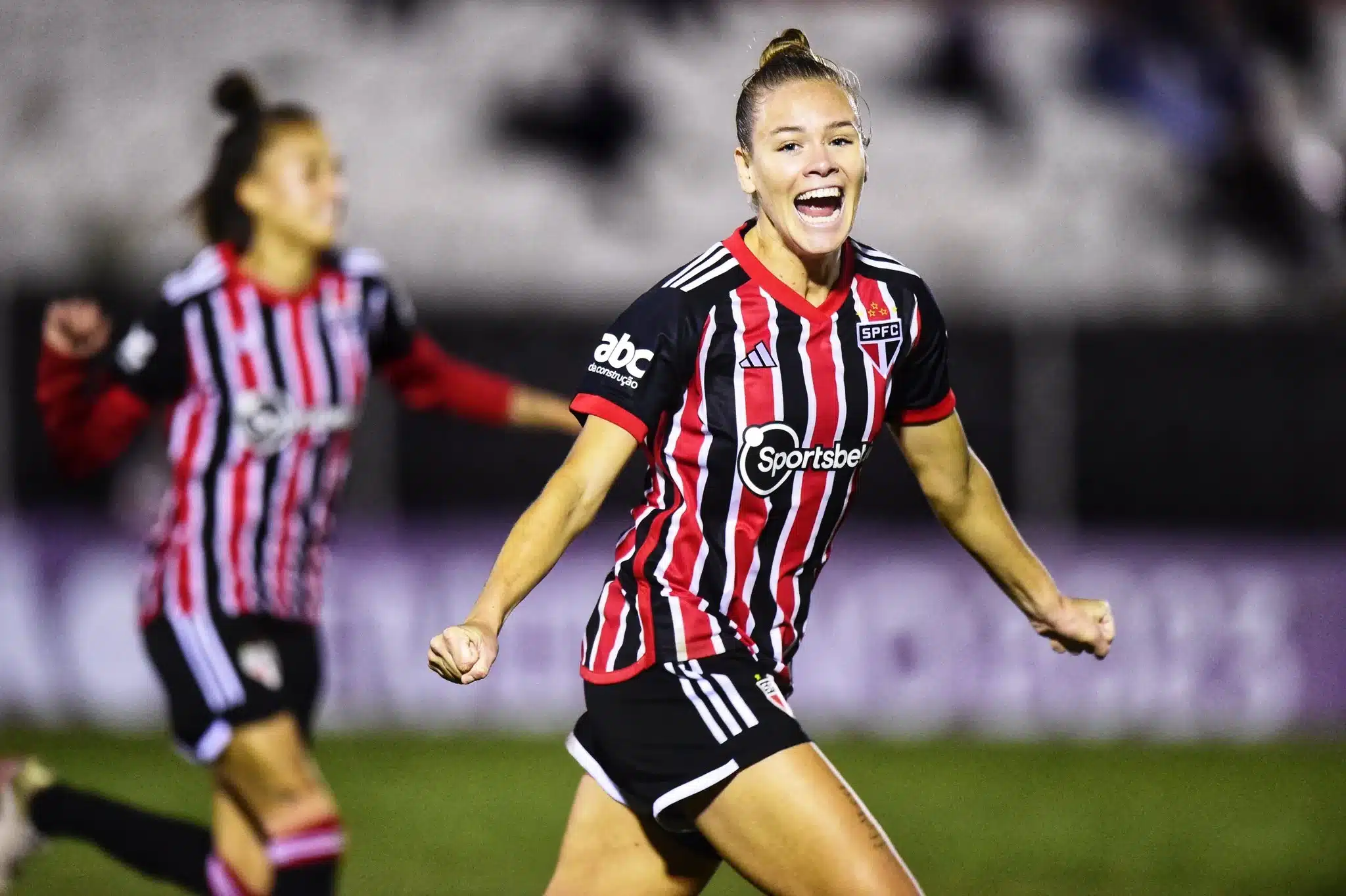 Time feminino do São Paulo volta a vencer o Palmeiras; veja os gols