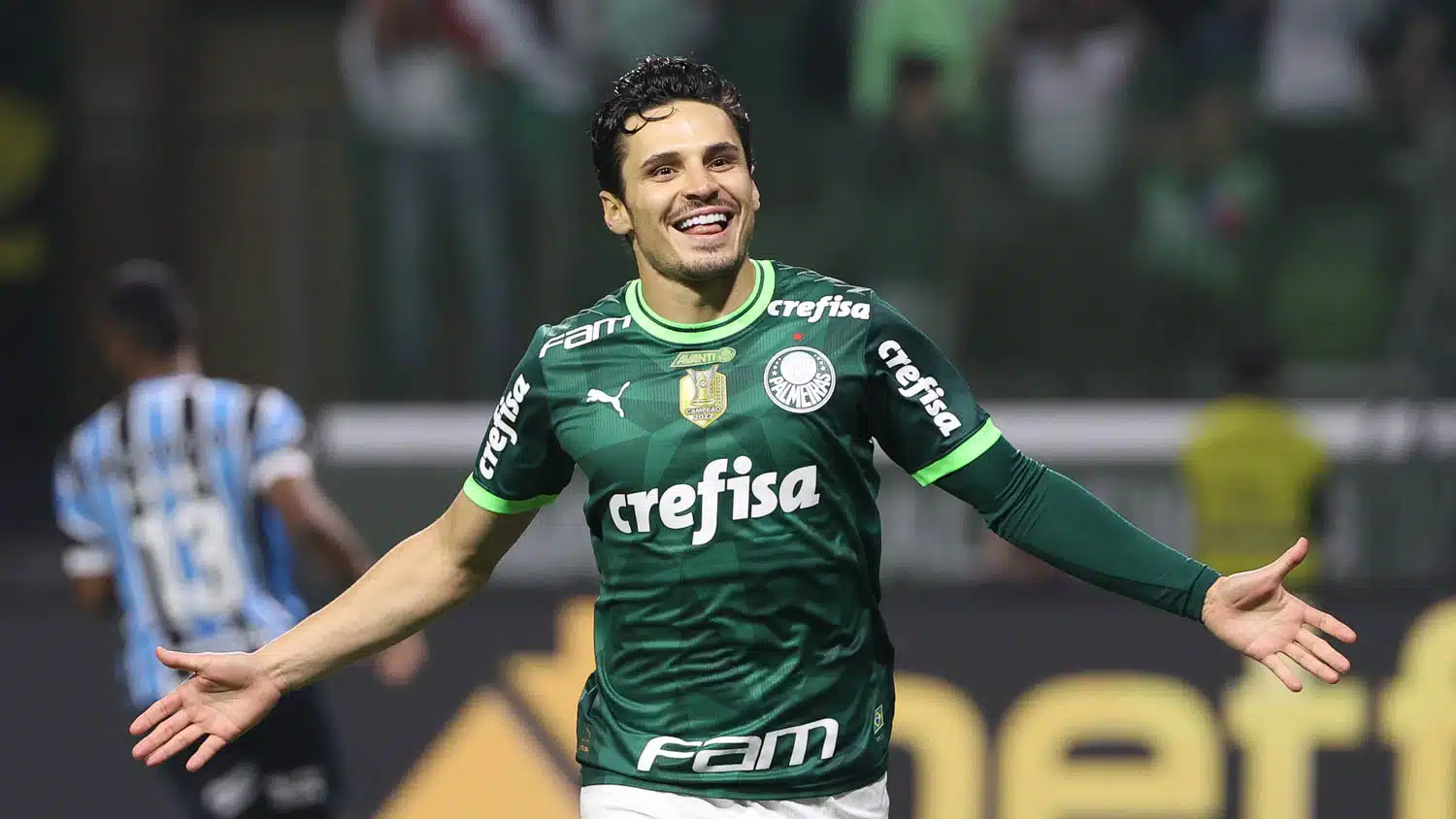 Raphael Veiga estava quase acertado com o São Paulo antes de ir para o Palmeiras? Entenda a história