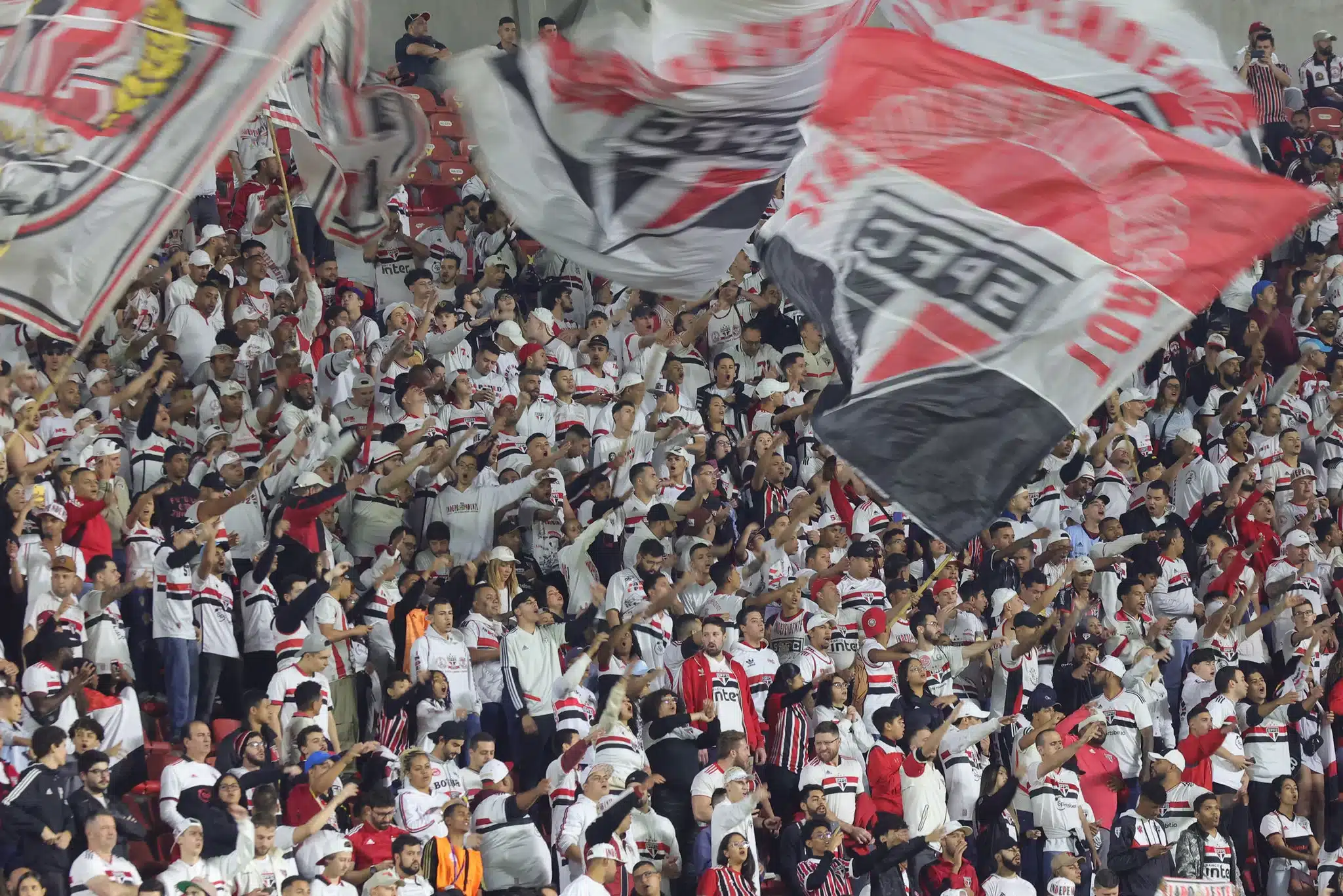 São Paulo divulga parcial de ingressos vendida para jogo contra o Tigre