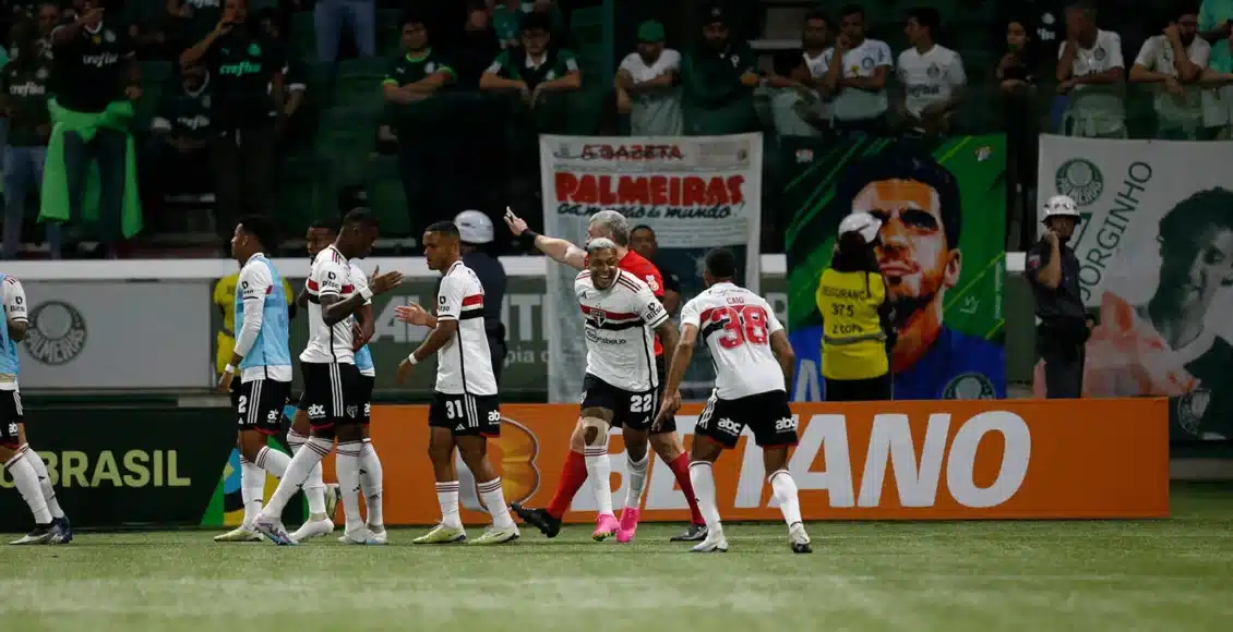 Vitória do SPFC sobre o Palmeiras ainda repercute; ouça a paródia "É preciso saber perder"