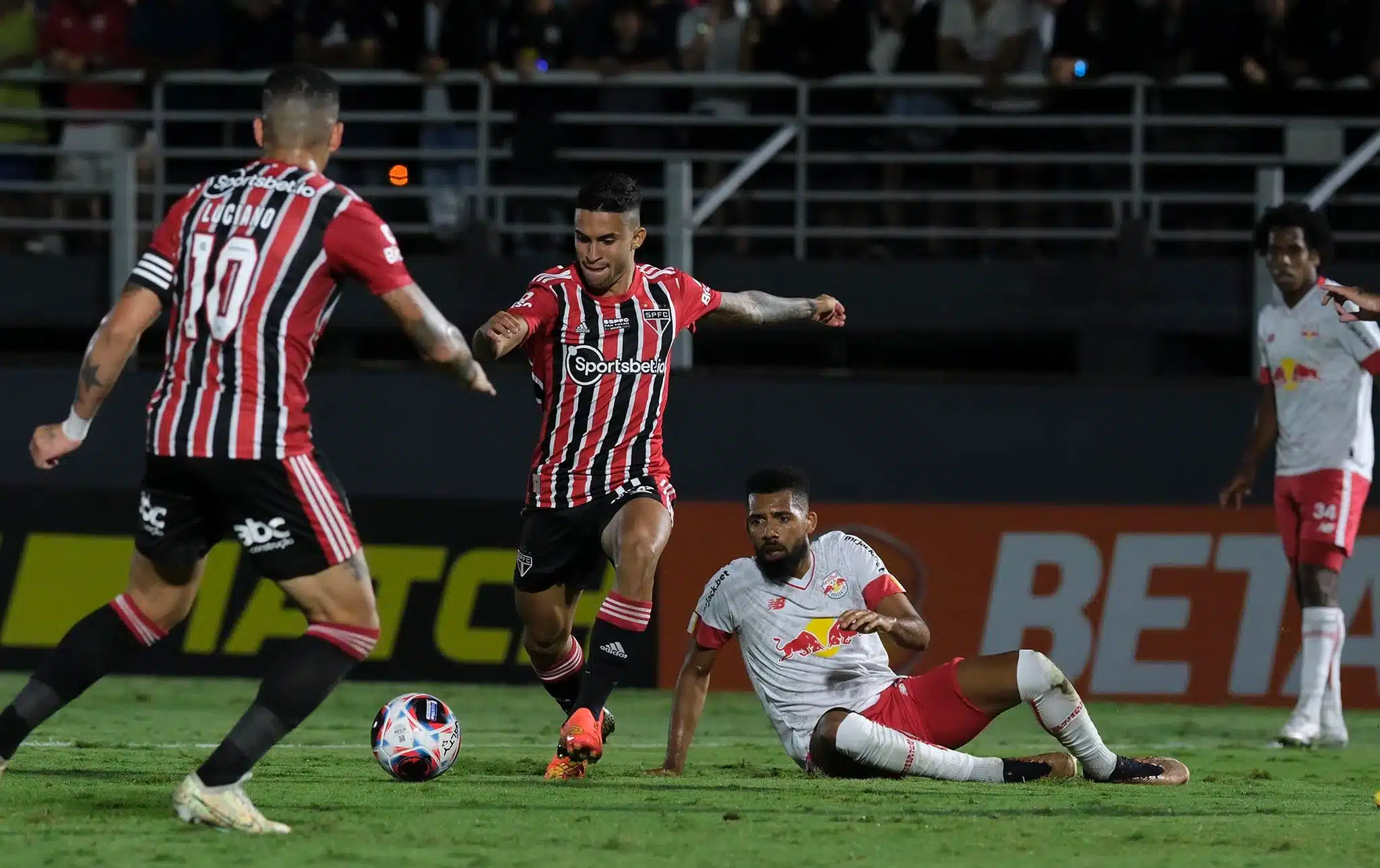 Retrospecto dos últimos dez jogos entre São Paulo x RB Bragantino