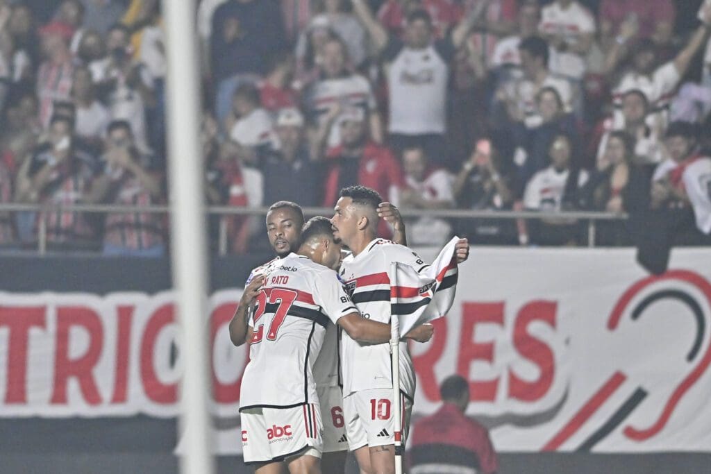 São Paulo vence o San Lorenzo