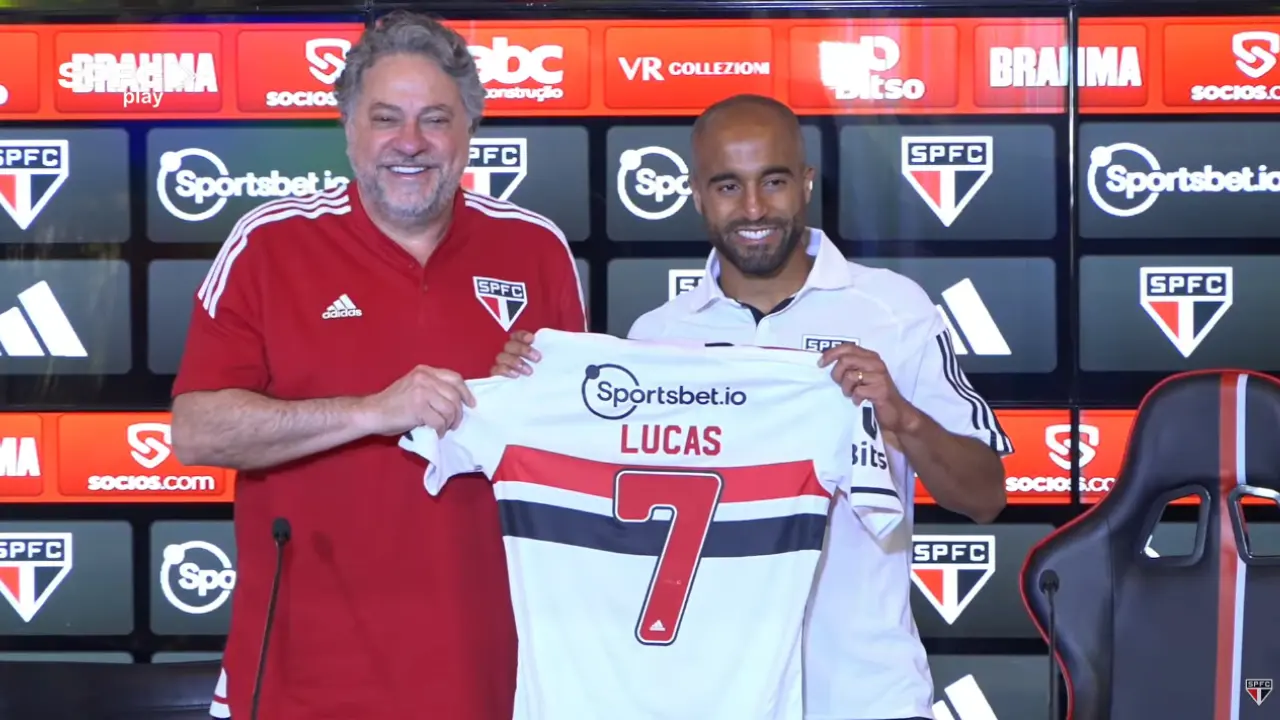 Lucas Moura revela conversa com Alisson sobre a camisa 7 do São Paulo