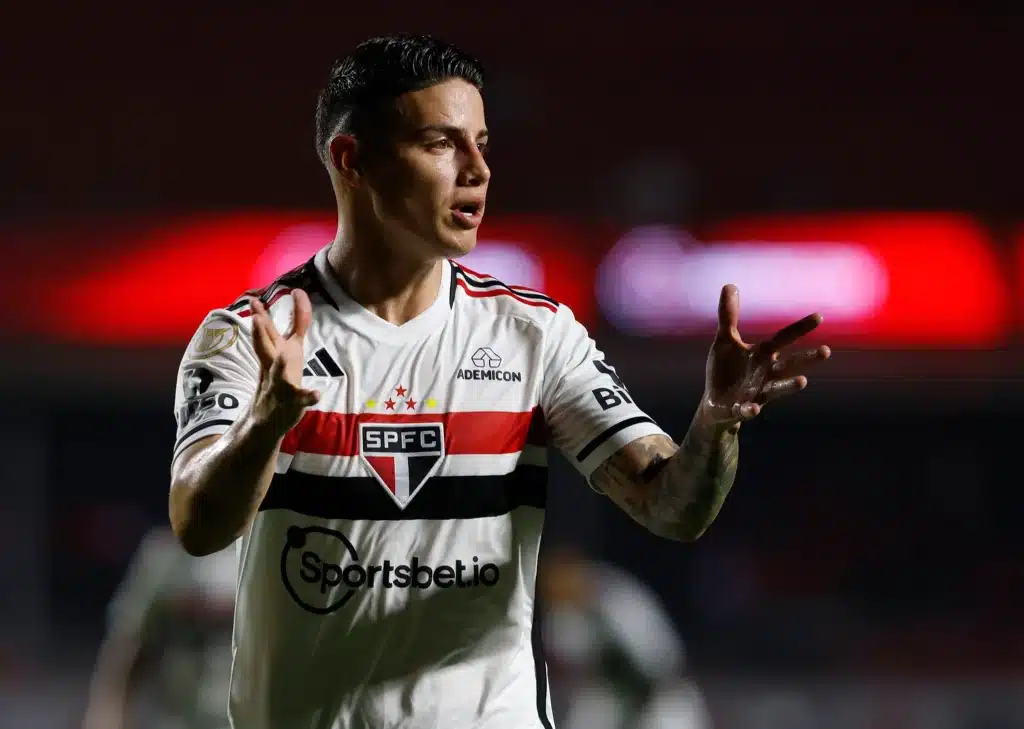 James Rodríguez fala sobre questão física e primeiro gol marcado pelo São Paulo