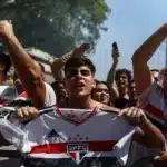 Veja relatos da festa da torcida do São Paulo pelo Brasil