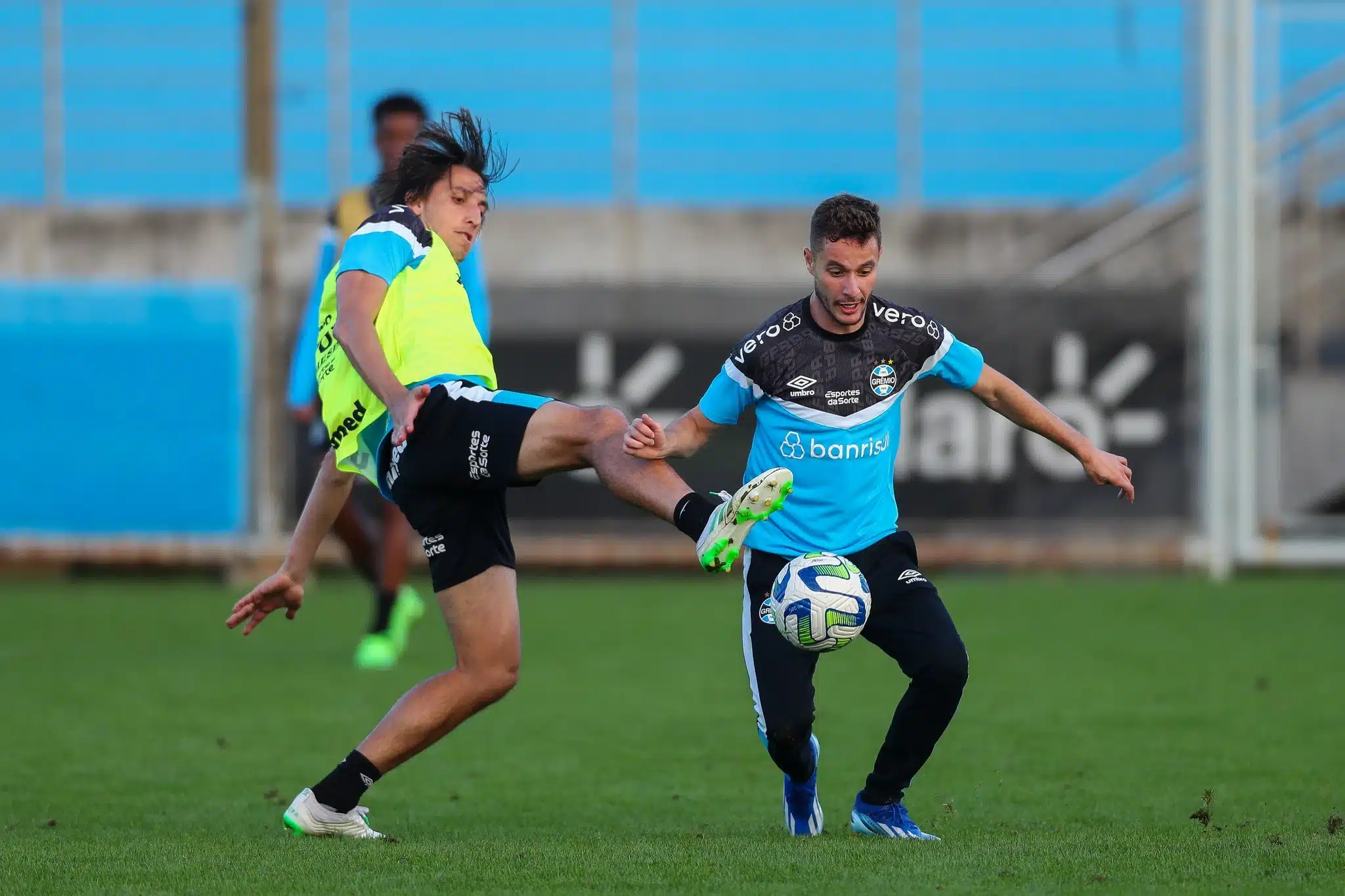 Grêmio tem ausência importante na zaga contra o São Paulo; veja os relacionados
