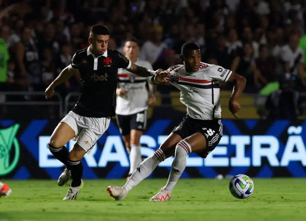 São Paulo fica no empate com o Vasco e segue sem vencer fora de casa no Brasileirão