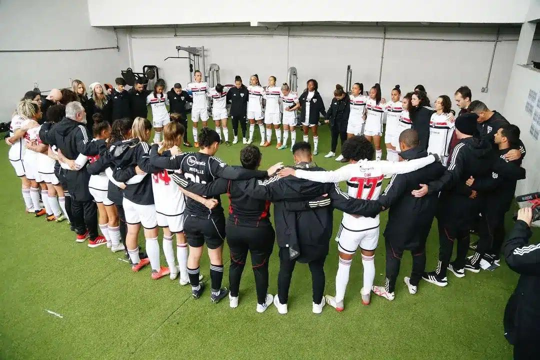 São Paulo recebe o Santos pela primeira partida das semifinais do Campeonato Paulista Feminino