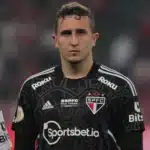 Ex-jogadores do São Paulo lutam por acesso a Série A