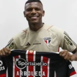 Arboleda completa 250 jogos pelo São Paulo