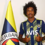 Luiz Gustavo - Foto: Fenerbahçe / Divulgação