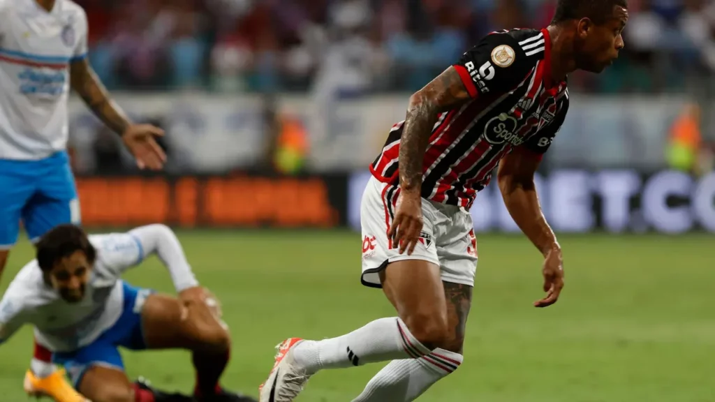 Veja o gol de Caio Paulista na primeira vitória do São Paulo fora de casa no Brasileirão 2023