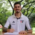 São Paulo renova com meia formado na base até 2026 - Pedro Vilhena