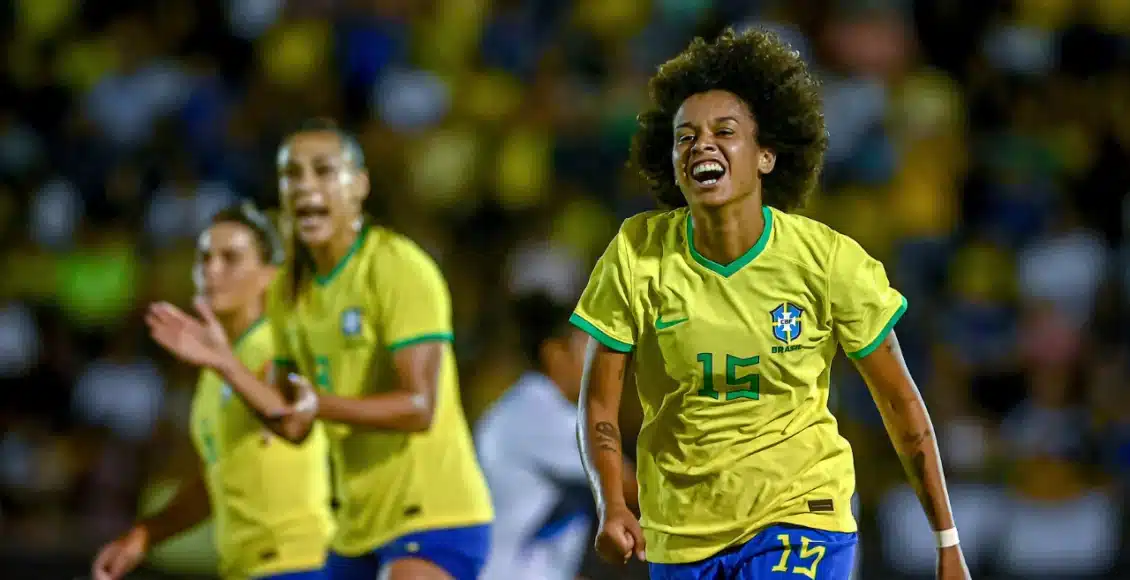 Aline Milene marca em goleada da Seleção Feminina.