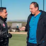 Rogério Ceni se encontra com treinador líder na Espanha e rasga elogios: "Existe muita conexão"