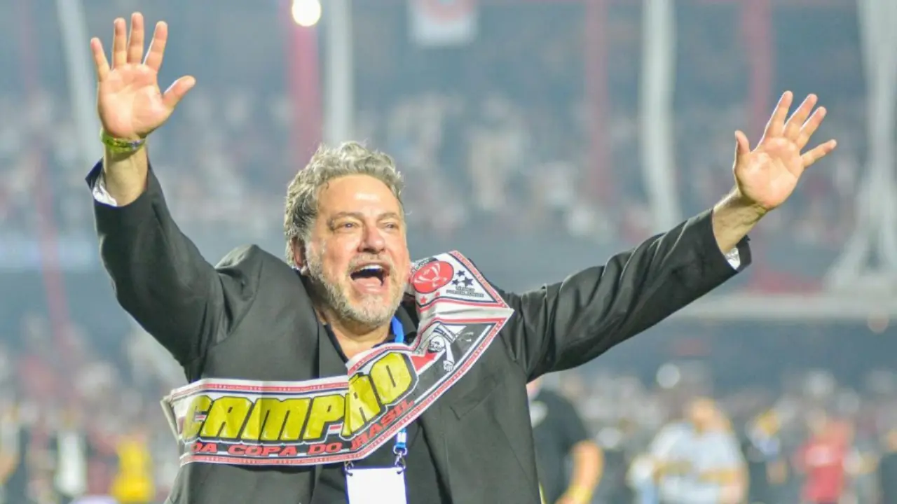 Julio Casares é reeleito presidente do São Paulo Futebol Clube