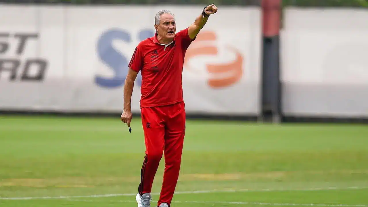 Tite ganha mais um desfalque no Flamengo para enfrentar o São Paulo