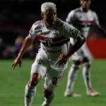 Wellington Rato tem contrato renovado com o São Paulo