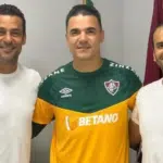 Felipe Alves, ex-goleiro do São Paulo, assina contrato com o Fluminense