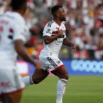 Dois clubes enviaram propostas ao São Paulo pela contratação de Luan