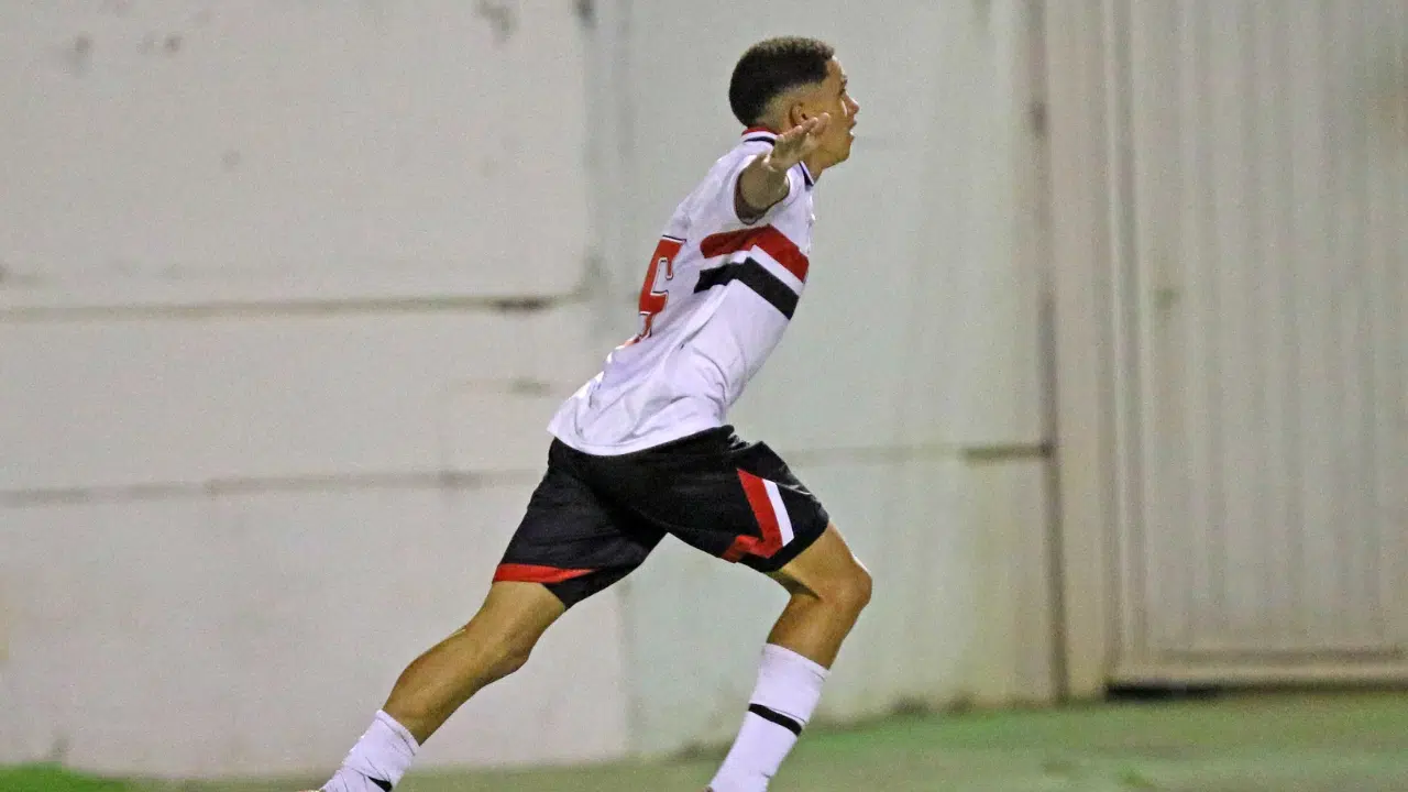 Rumo às oitavas! Assista aos gols do São Paulo contra a Ferroviária na Copinha 2024