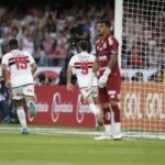 Confira o retrospecto dos últimos dez jogos entre São Paulo e Santos