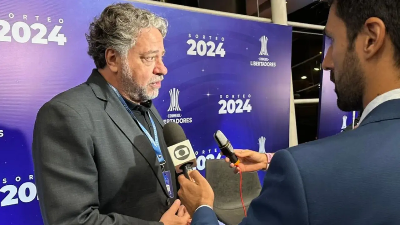 Presidente do São Paulo se pronuncia sobre a situação de Thiago Carpini
