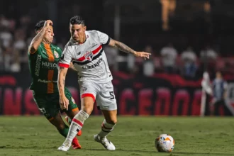 Ex-São Paulo fala sobre Luciano: "atrapalha o jogo do James Rodríguez"