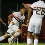 Sub-20 do São Paulo empata com o Athletico-PR na estreia do Brasileiro Sub-20