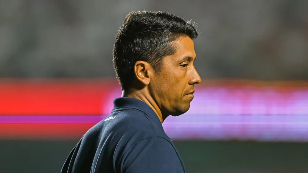 Com vitória em Libertadores, Carpini segue no comando técnico do São Paulo