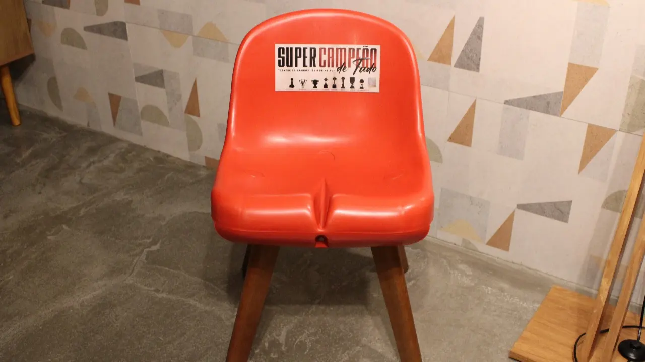 Empresa responsável por cadeiras do MorumBIS inicia venda de artefato ao torcedor