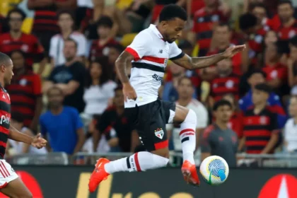 Jogo do São Paulo hoje: Em busca da primeira vitória no Brasileirão, Tricolor enfrenta o Atlético-GO