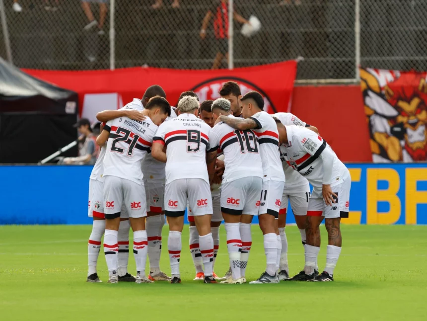 Vitória 1 x 3 São Paulo