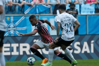 Governo Federal solicita a paralisação do futebol brasileiro devido às enchentes do RS