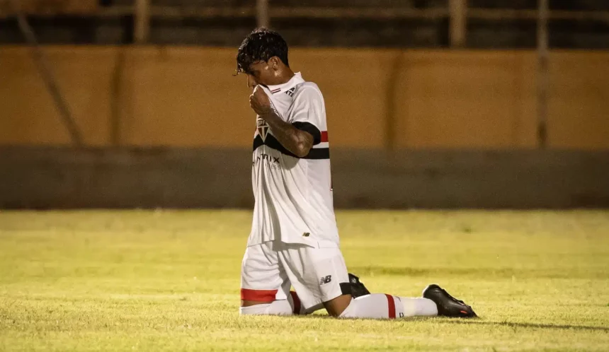 Luiz Henrique fala sobre promessa cumprida após vitória do São Paulo na Copinha 2025